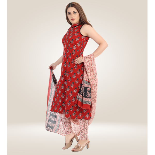 Kurti Bottom Dupatta Set in Block Printed Cotton Fabric